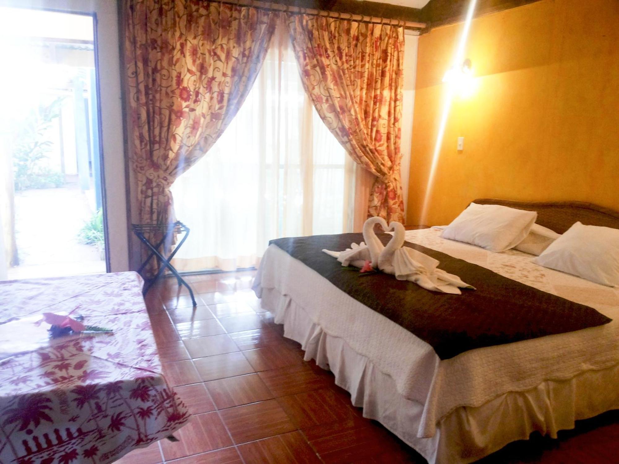 Tupa Hotel Χάνγκα Ρόα Δωμάτιο φωτογραφία
