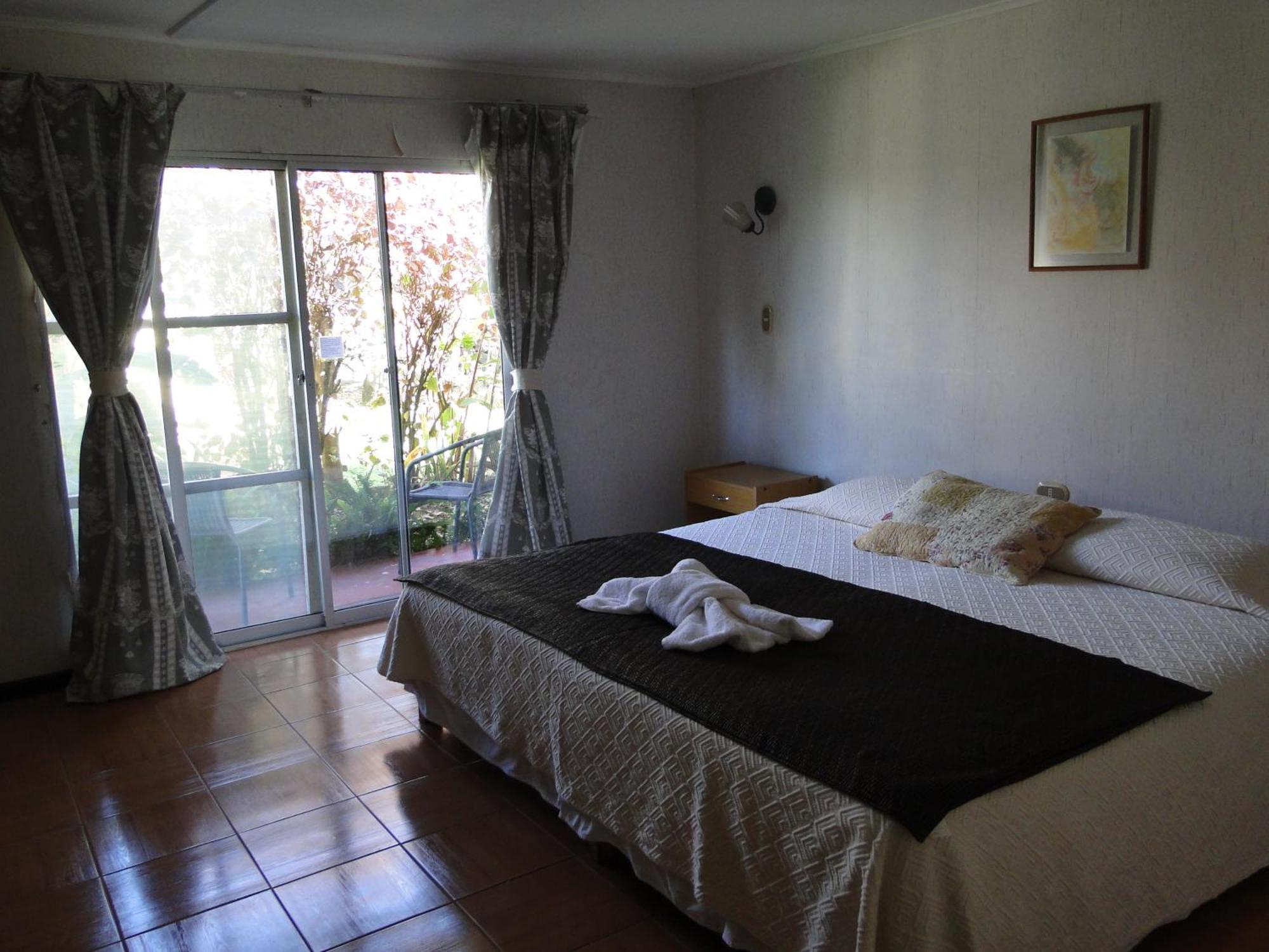Tupa Hotel Χάνγκα Ρόα Δωμάτιο φωτογραφία